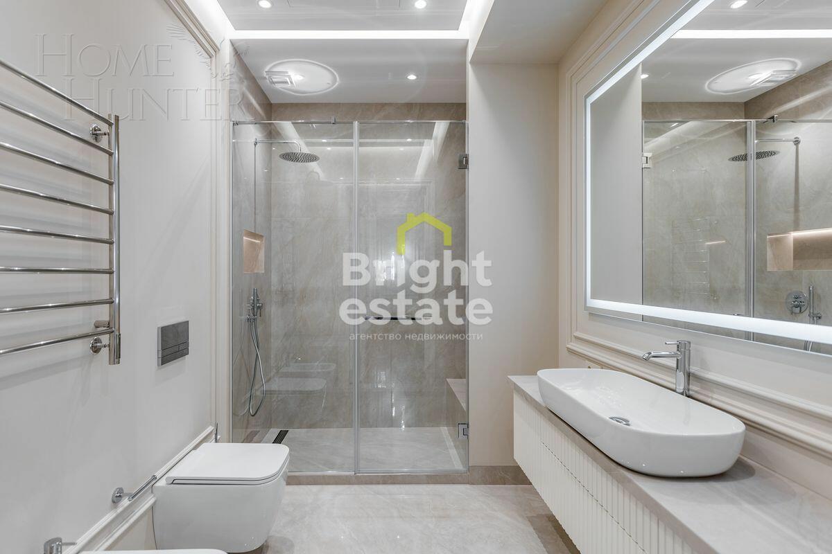 3-этажный таунхаус 287 м² с отделкой