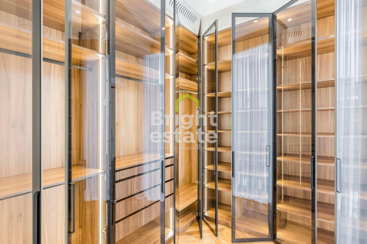 3-этажный таунхаус 287 м² с отделкой