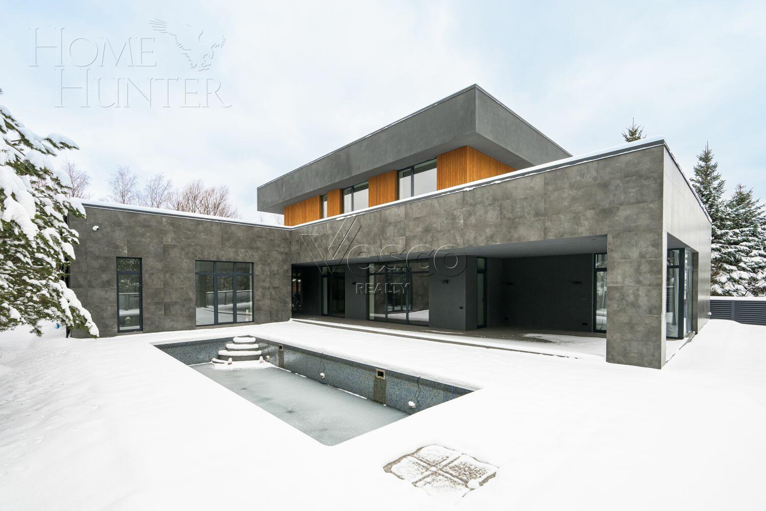 2-этажный коттедж 500 м² с отделкой