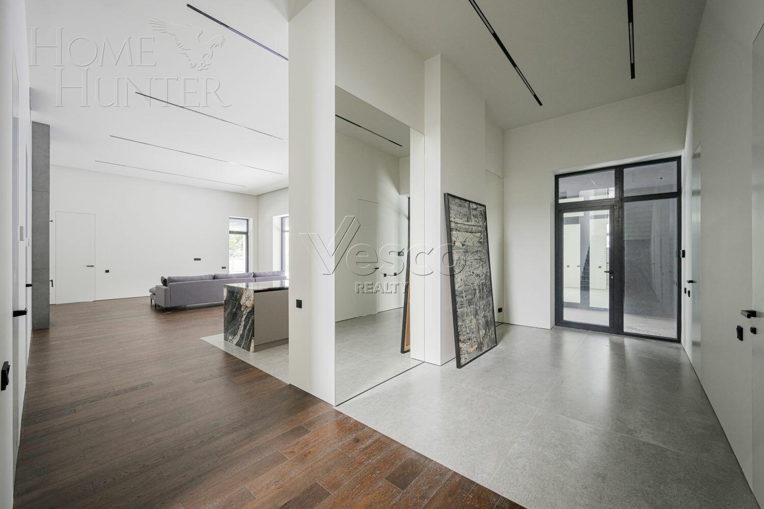 2-этажный коттедж 500 м² с отделкой