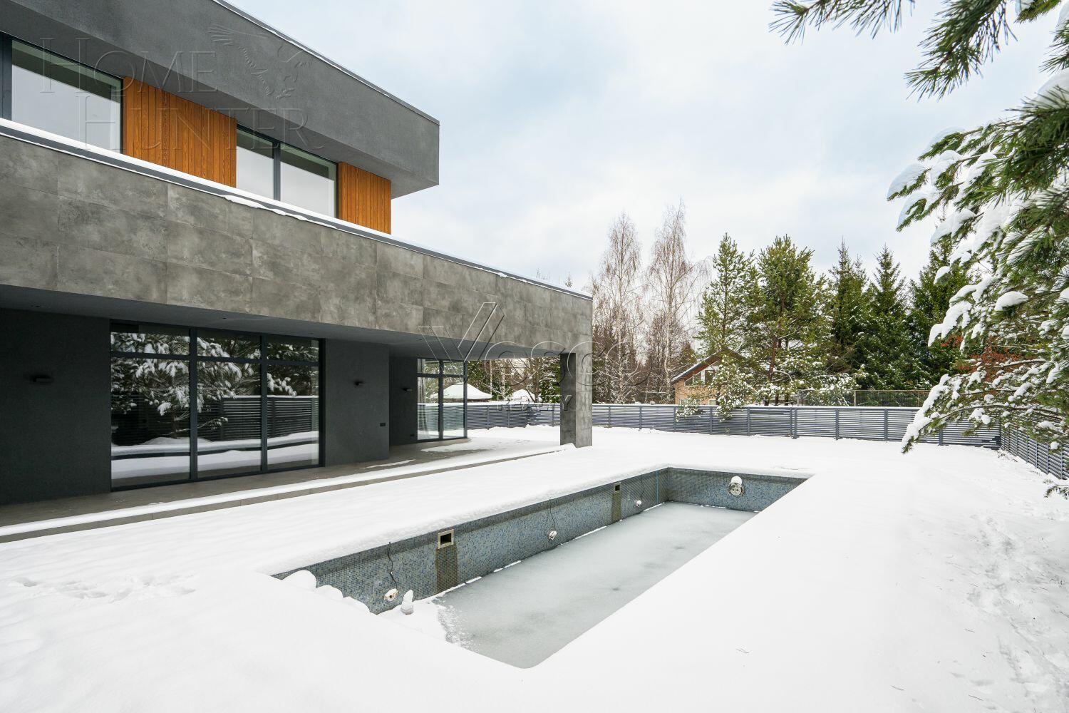 2-этажный коттедж 500 м² с отделкой