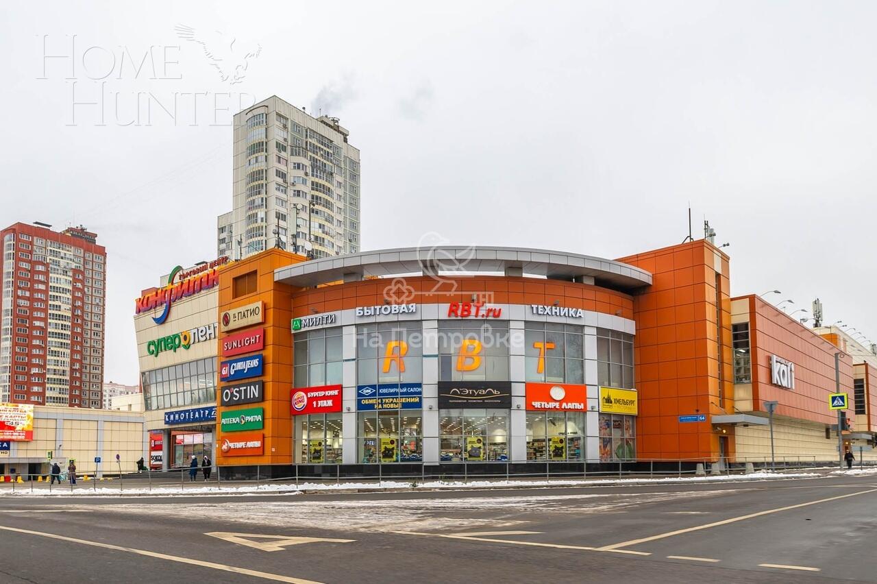 3-этажный таунхаус 180 м² с отделкой