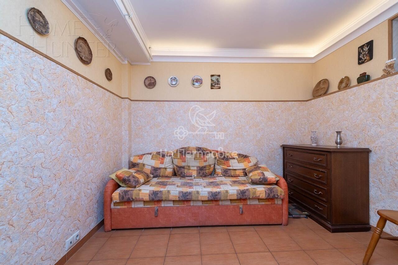 3-этажный таунхаус 180 м² с отделкой