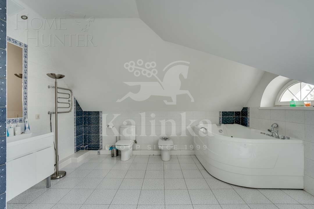 2-этажный коттедж 700 м² с отделкой