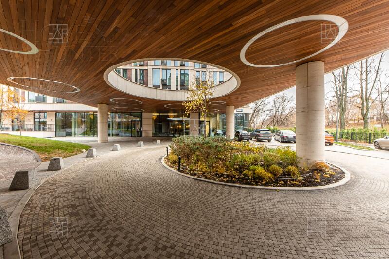 4-КОМН. КВАРТИРА С ОТДЕЛКОЙ 200 М² НА 12 ЭТАЖЕ