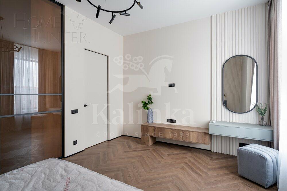 2-этажный коттедж 300 м² с отделкой