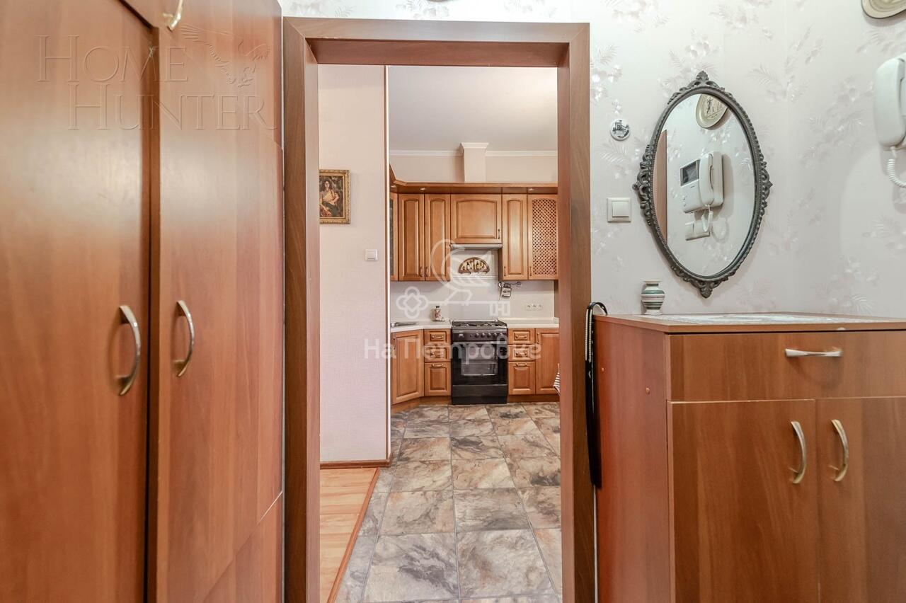 3-этажный таунхаус 180 м² с отделкой