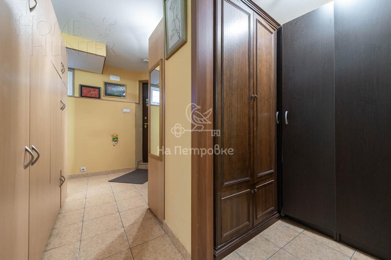 3-этажный таунхаус 180 м² с отделкой