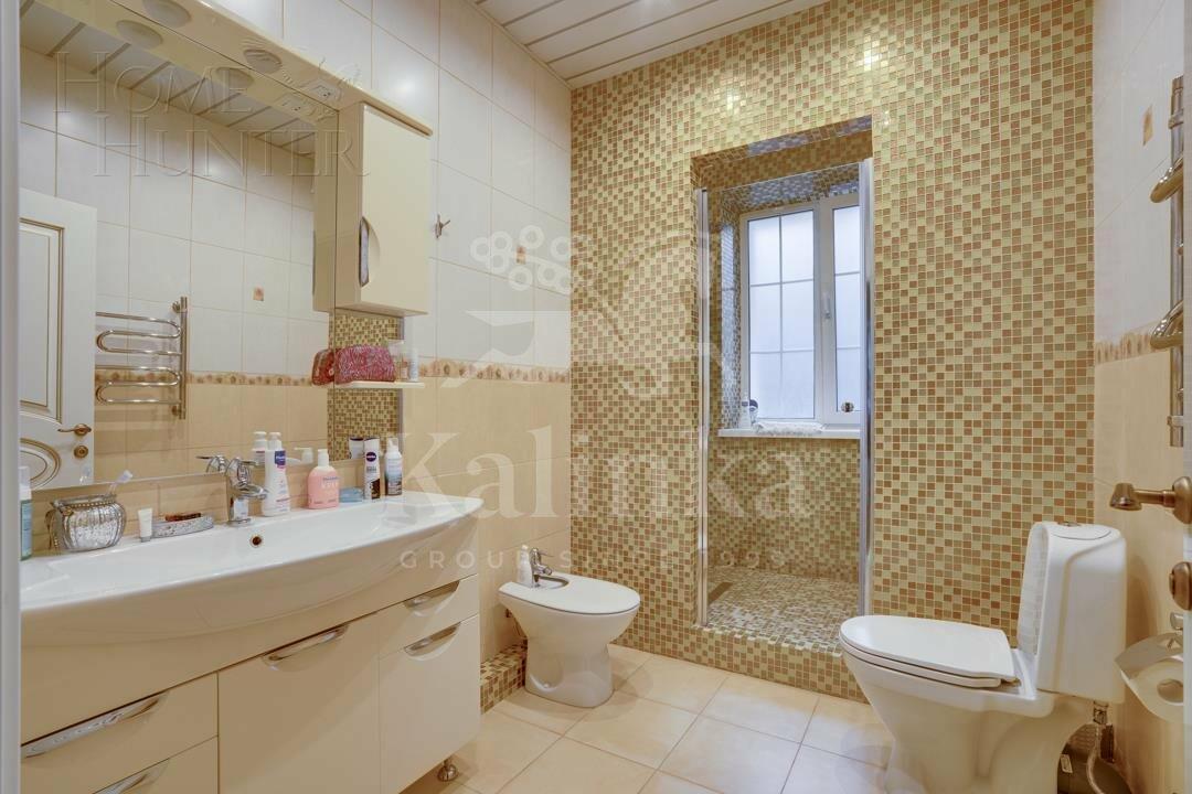 2-этажный коттедж 700 м² с отделкой