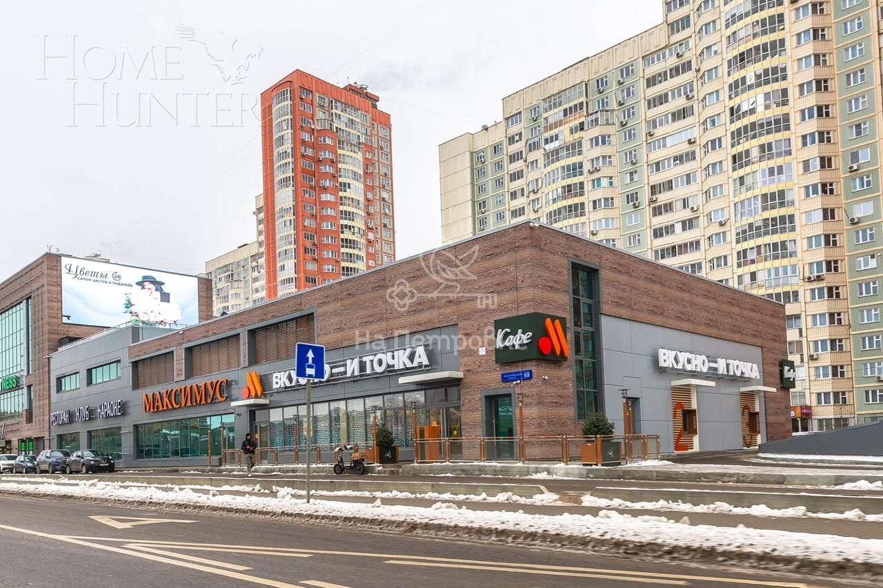 3-этажный таунхаус 180 м² с отделкой