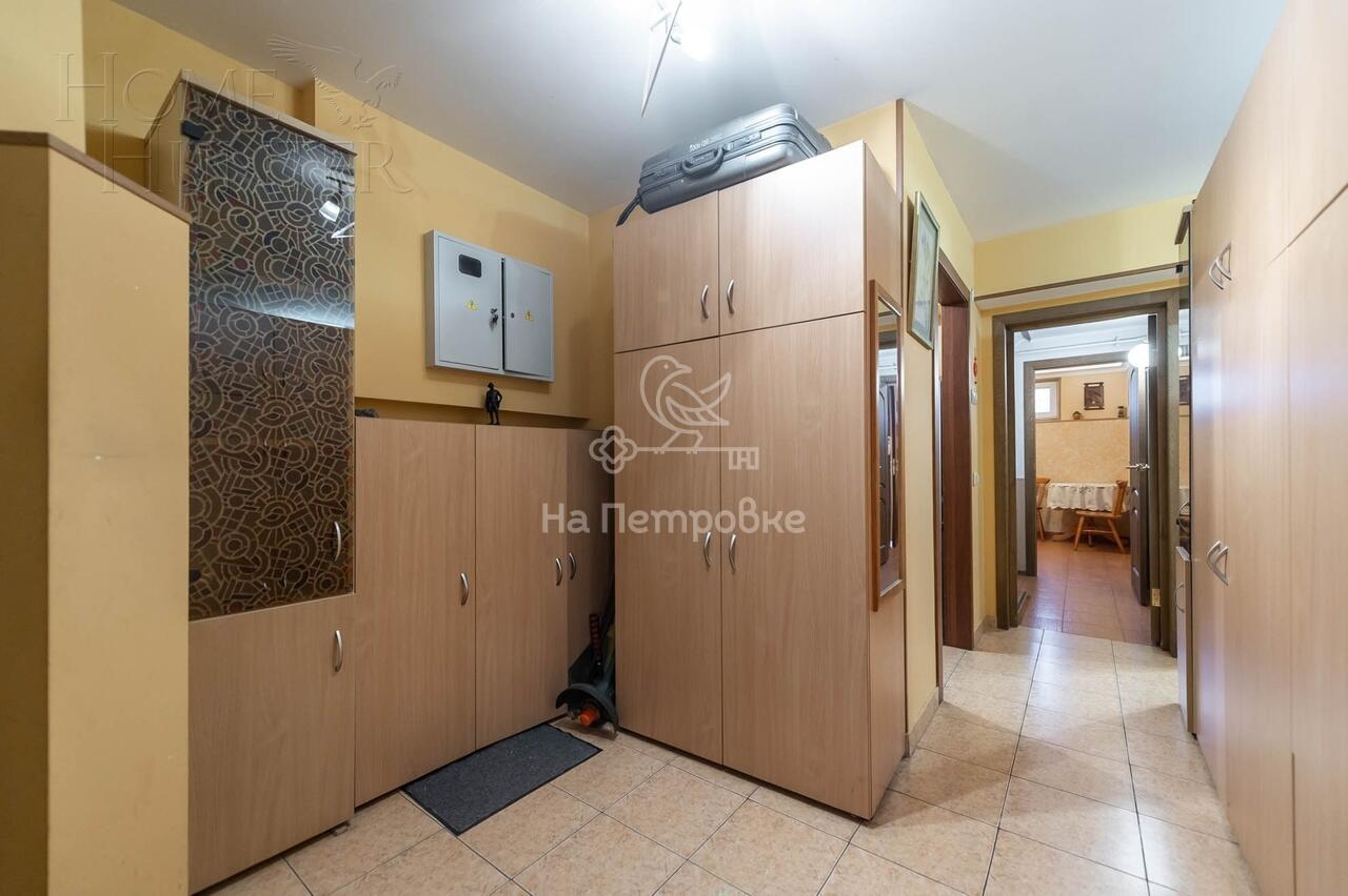 3-этажный таунхаус 180 м² с отделкой