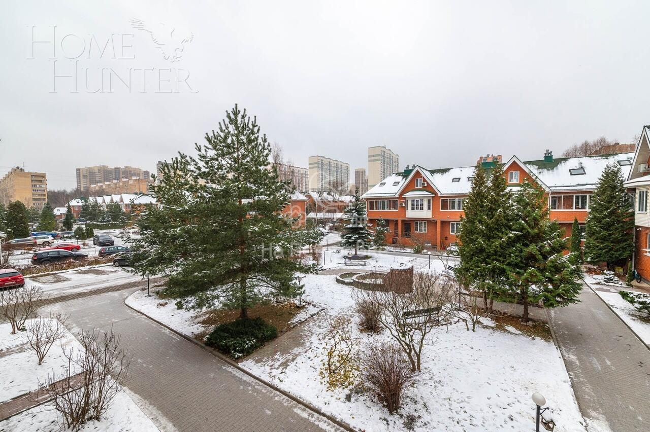 3-этажный таунхаус 180 м² с отделкой