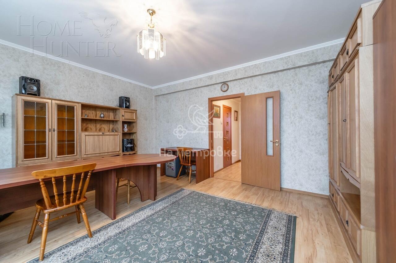 3-этажный таунхаус 180 м² с отделкой