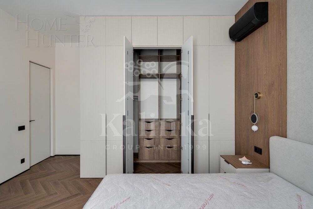 2-этажный коттедж 300 м² с отделкой