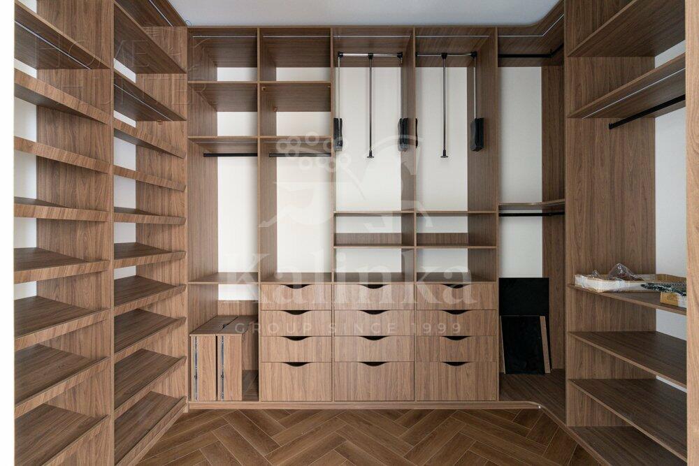 2-этажный коттедж 300 м² с отделкой