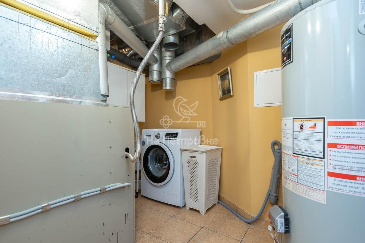 3-этажный таунхаус 180 м² с отделкой