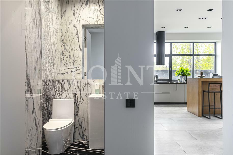 2-этажный коттедж 450 м² с отделкой