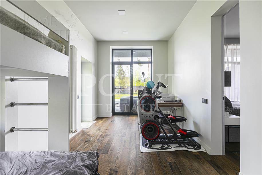 2-этажный коттедж 450 м² с отделкой