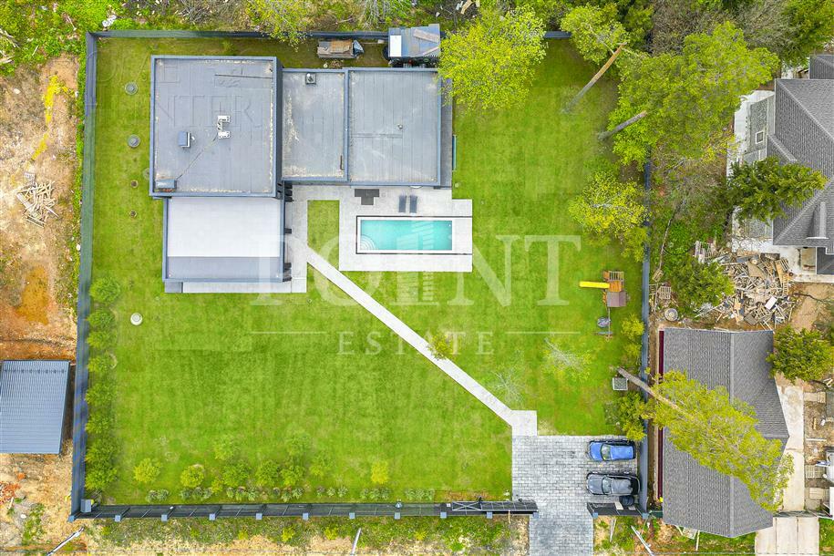 2-этажный коттедж 450 м² с отделкой