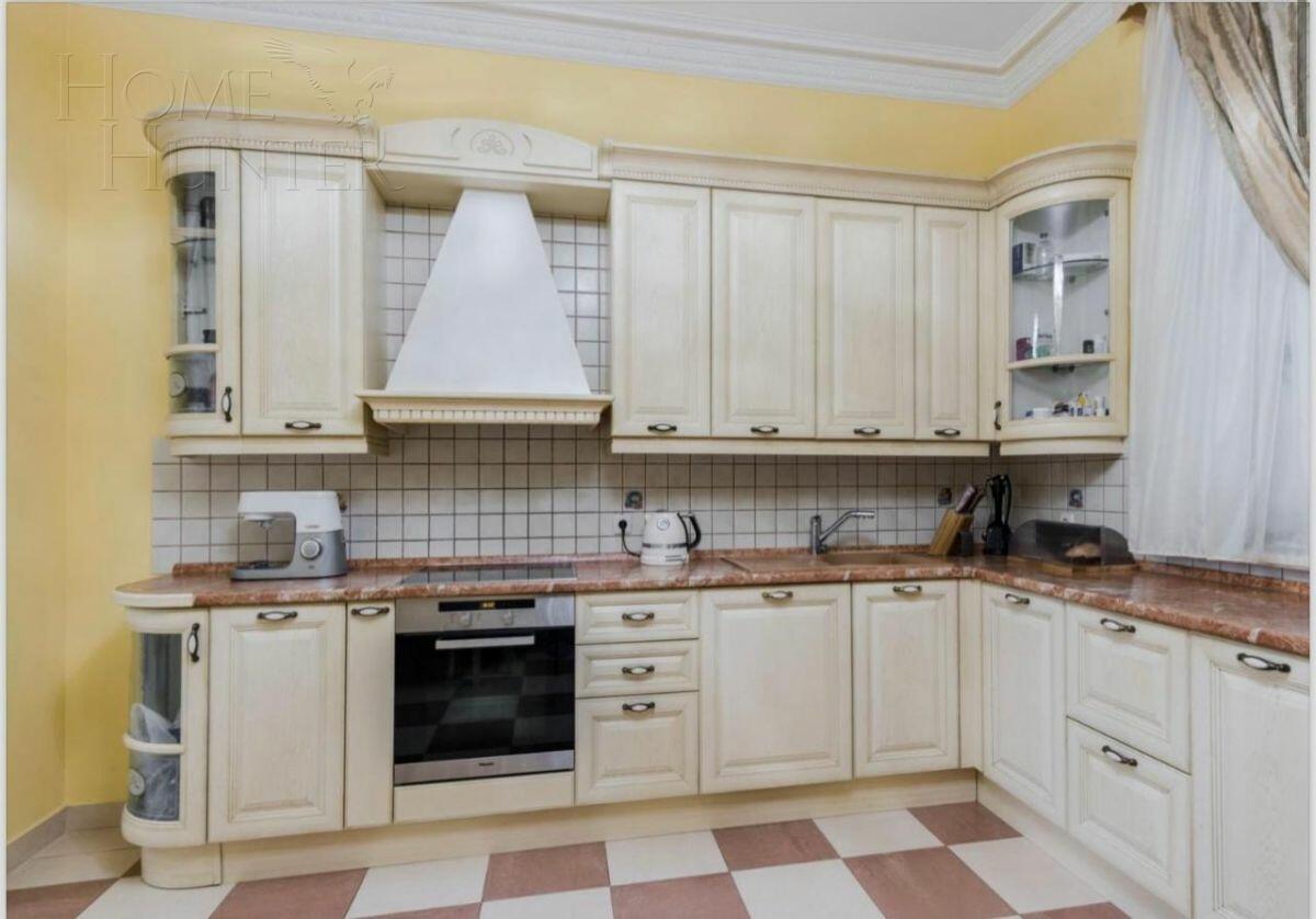 2-этажный коттедж 730 м² с отделкой