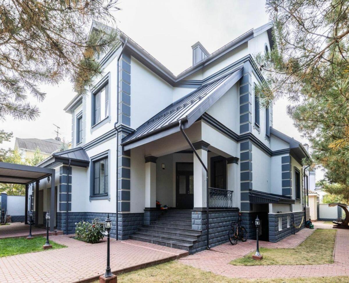 2-этажный коттедж 730 м² с отделкой