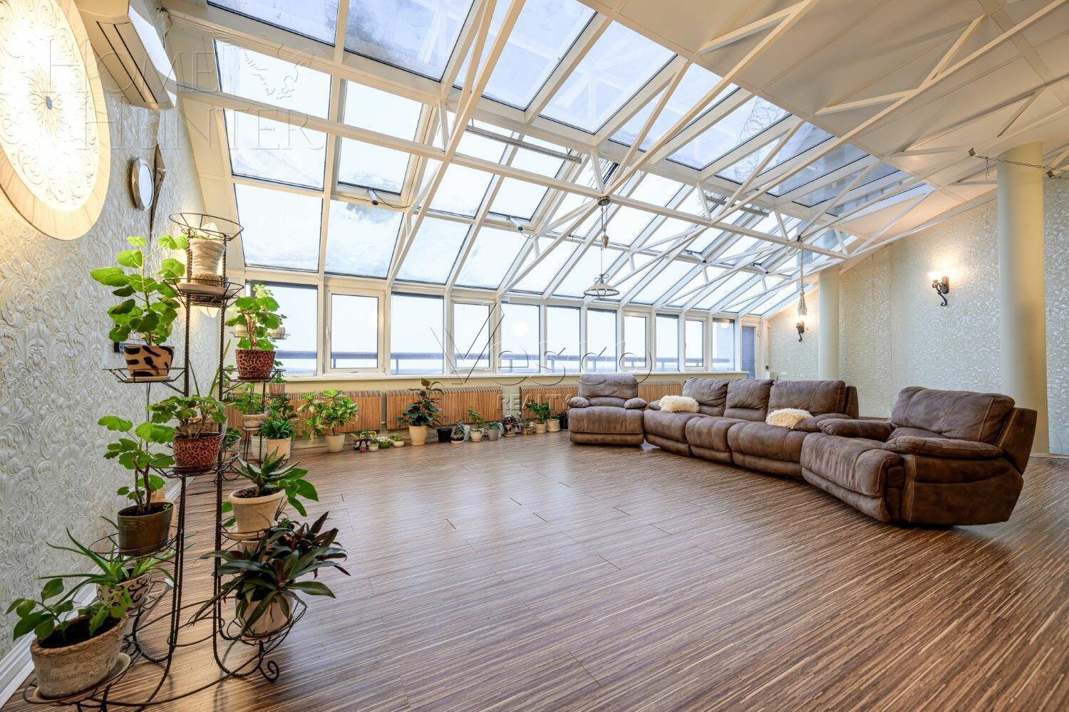 2-УРОВНЕВАЯ КВАРТИРА С ОТДЕЛКОЙ 350 М² НА 46 ЭТАЖЕ