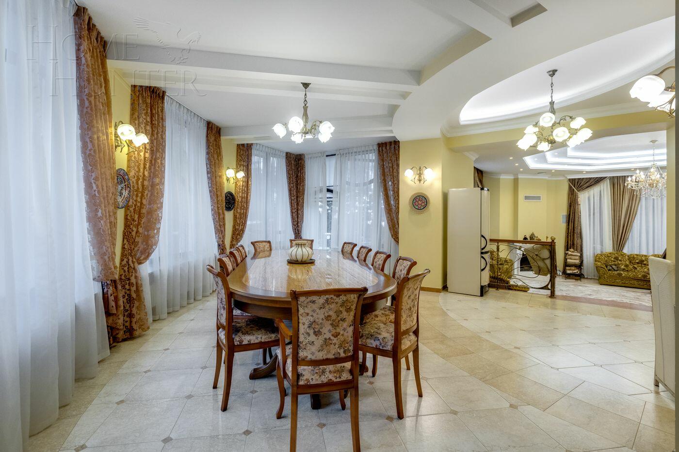 2-этажный коттедж 880 м² с отделкой
