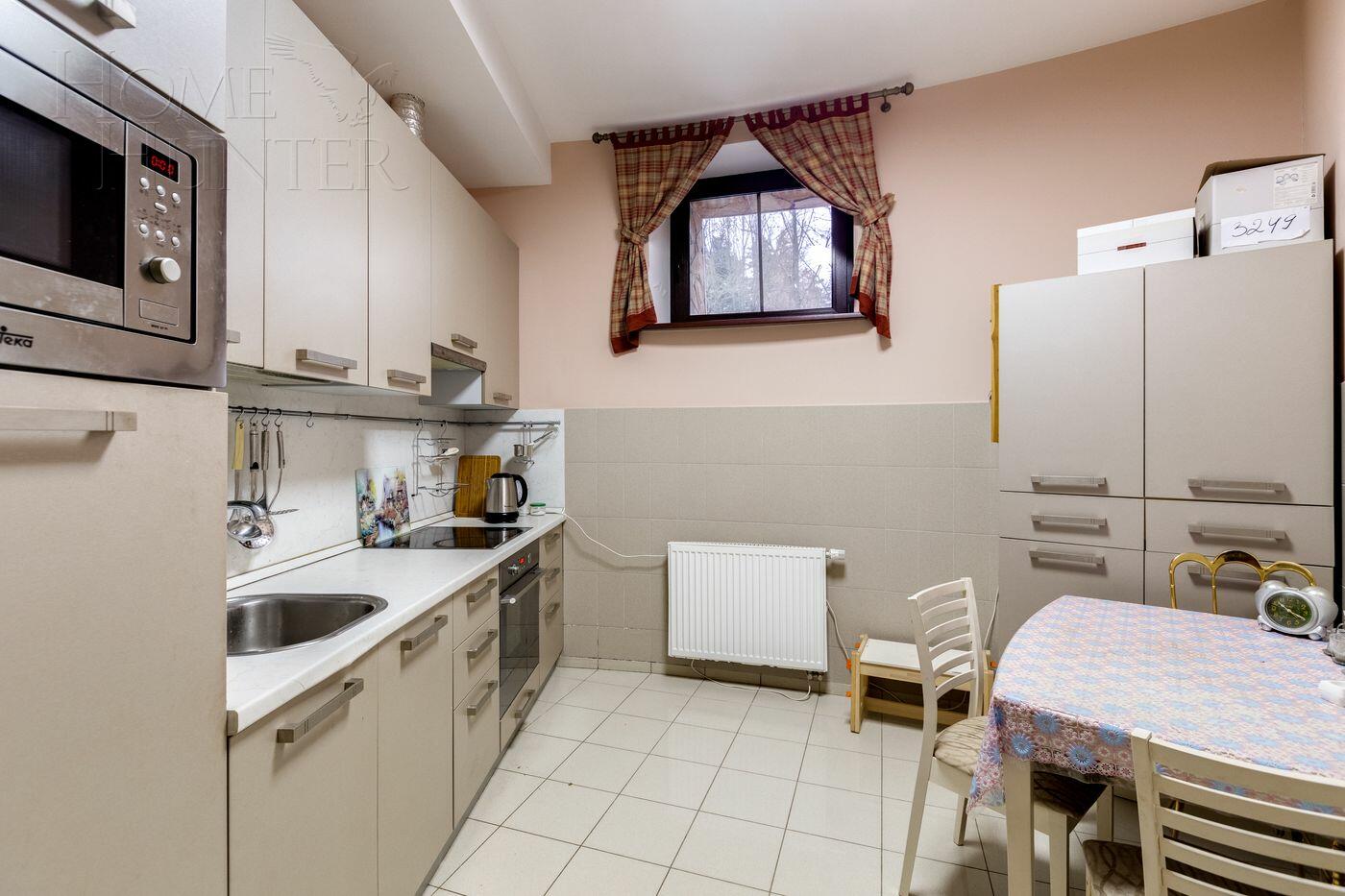 2-этажный коттедж 880 м² с отделкой
