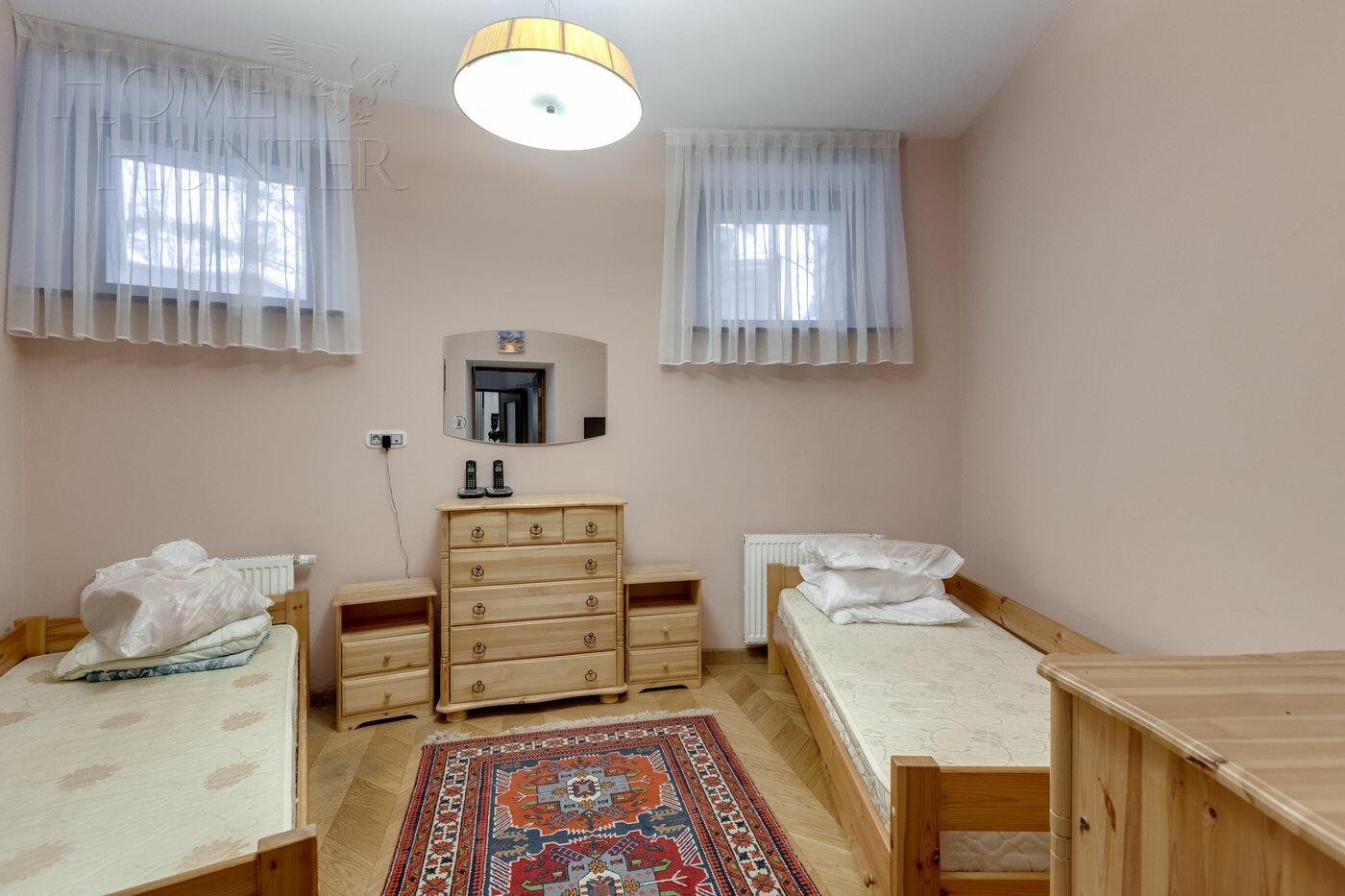 2-этажный коттедж 880 м² с отделкой