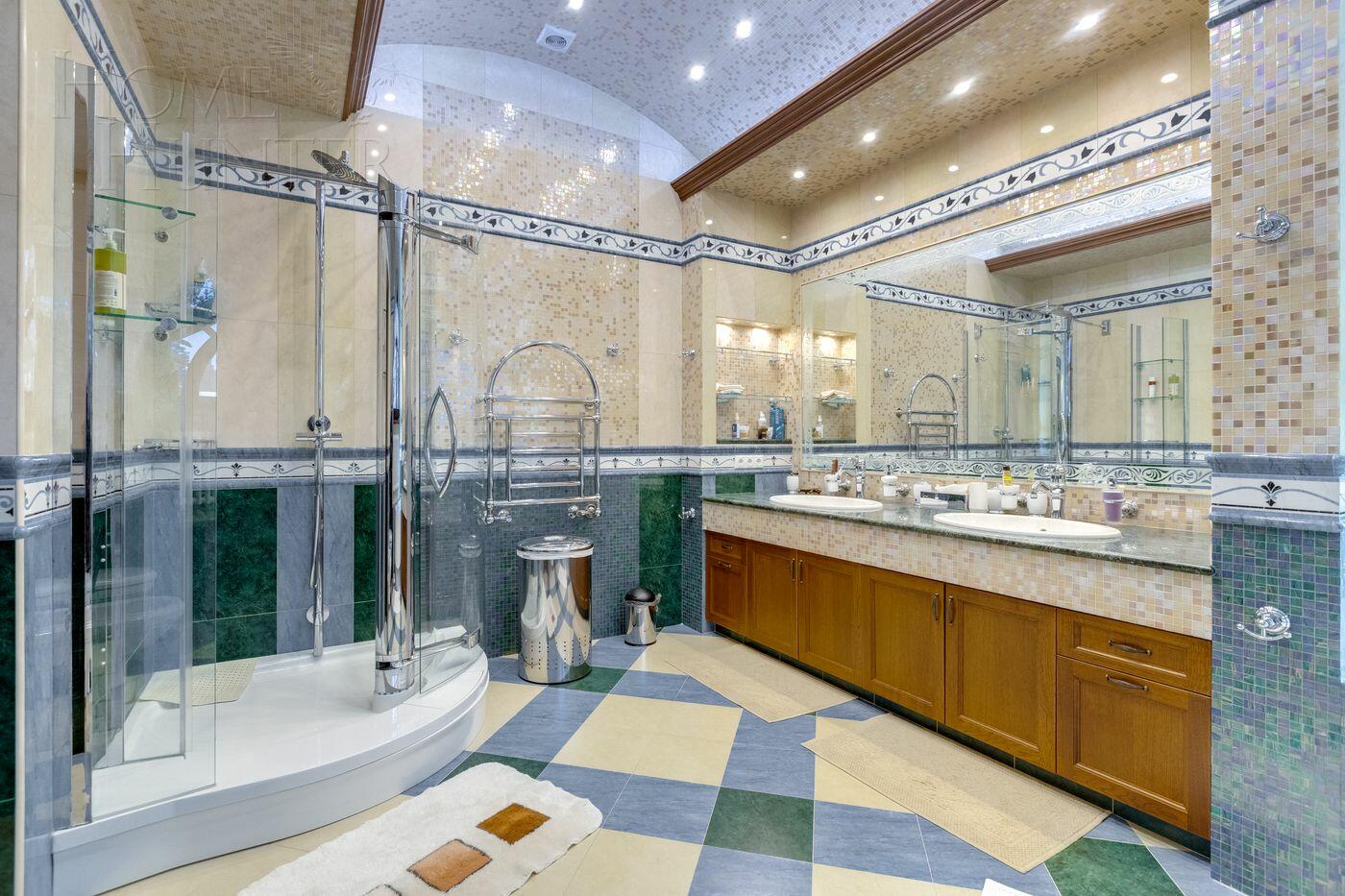 2-этажный коттедж 880 м² с отделкой