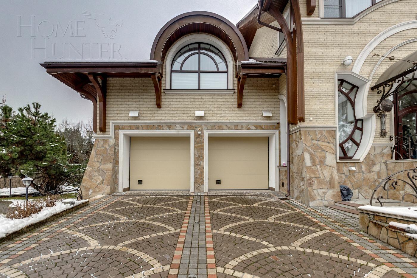 2-этажный коттедж 880 м² с отделкой