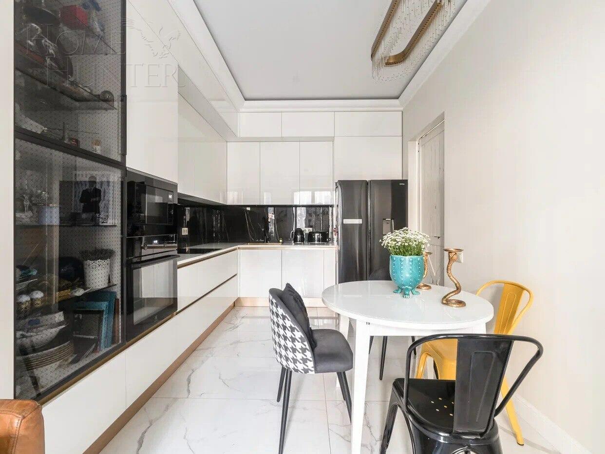 3-КОМН. КВАРТИРА С ОТДЕЛКОЙ 88 М² НА 8 ЭТАЖЕ