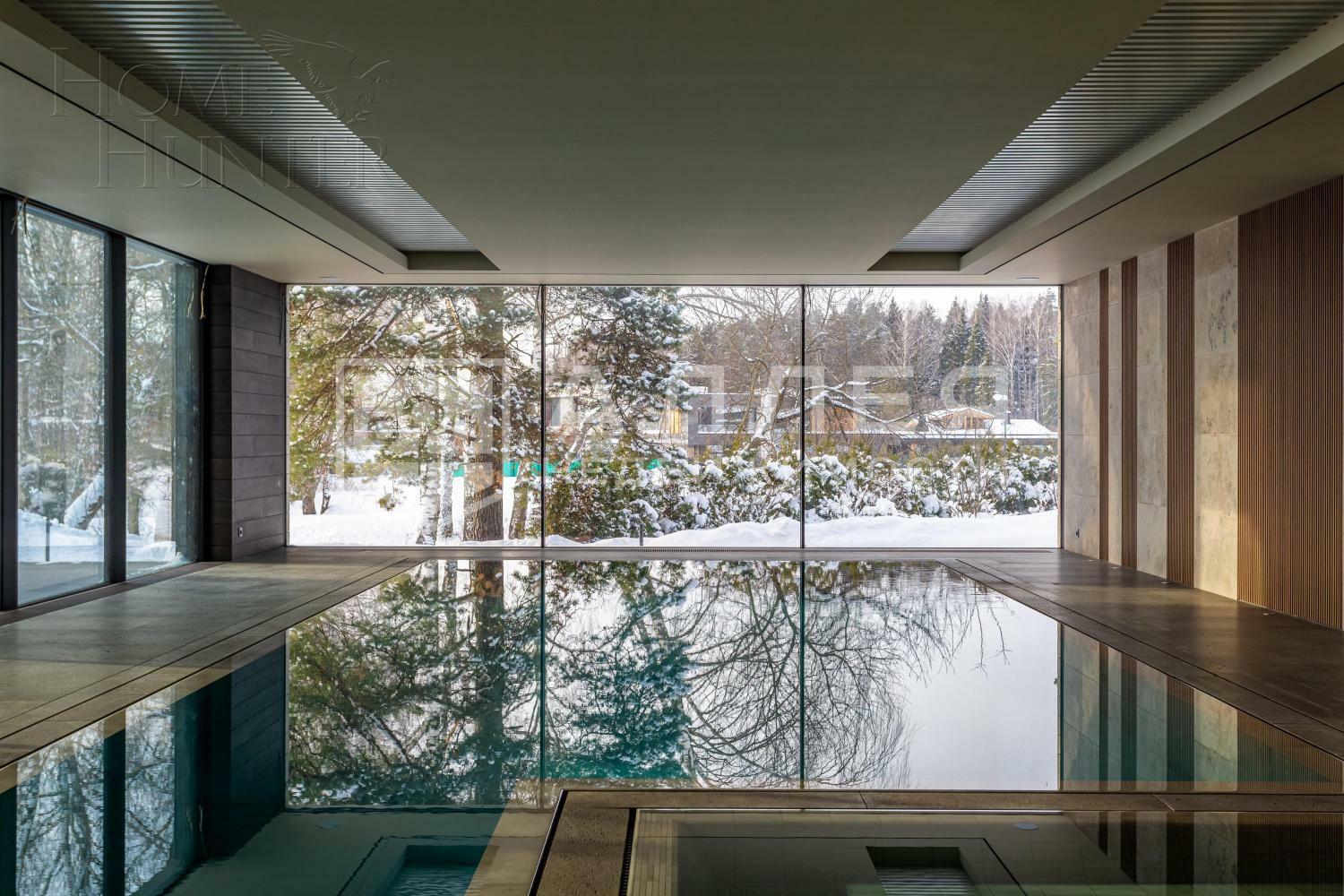 2-этажный коттедж 2 100 м² с отделкой