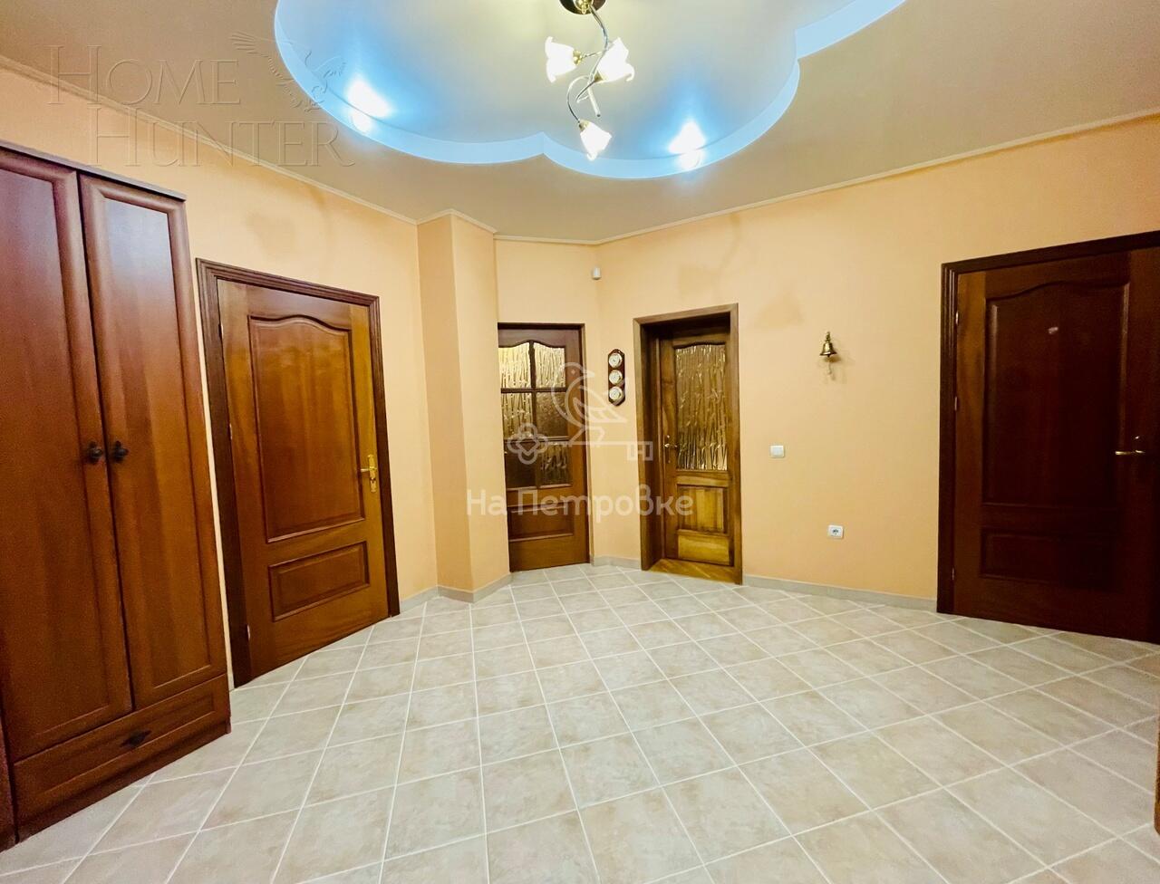 2-этажный коттедж 369 м² с отделкой