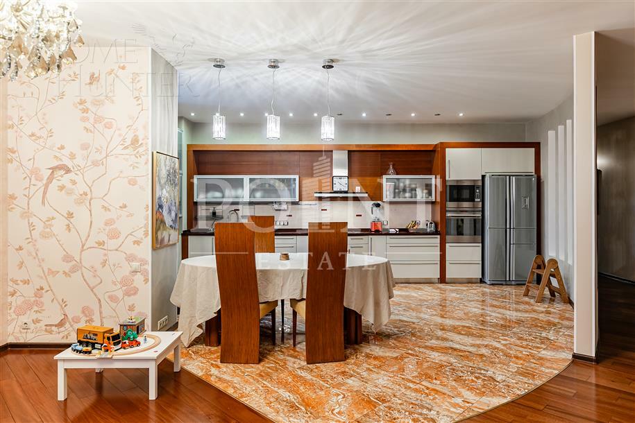 4-КОМН. КВАРТИРА С ОТДЕЛКОЙ 190 М² НА 21 ЭТАЖЕ