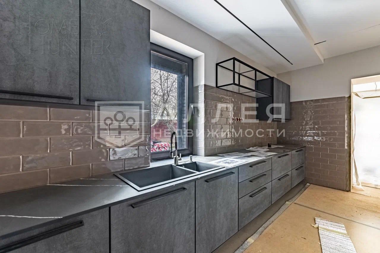 2-этажный коттедж 410 м² с отделкой