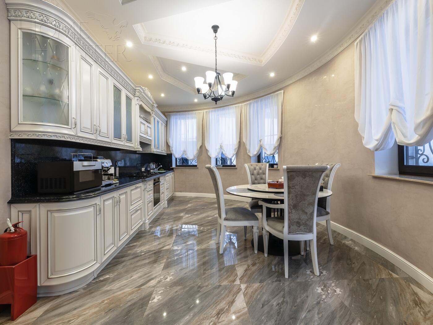 2-этажный коттедж 465.6 м² с отделкой