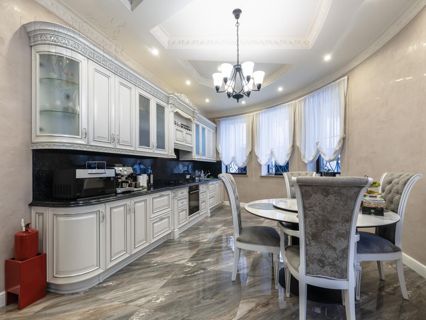 2-этажный коттедж 465.6 м² с отделкой