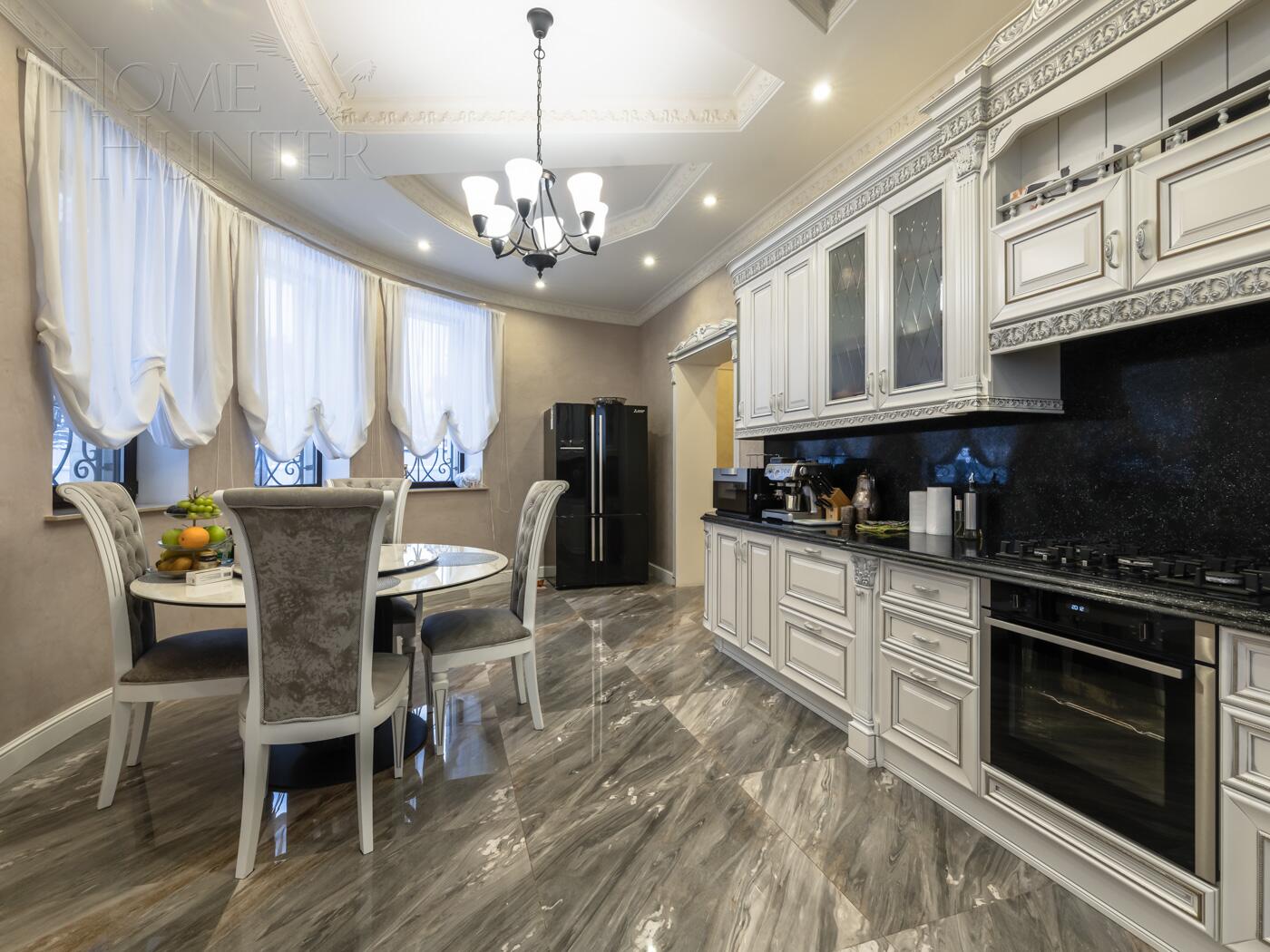 2-этажный коттедж 465.6 м² с отделкой