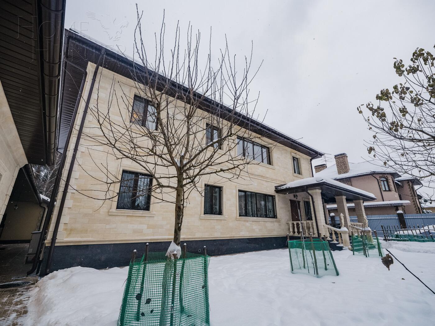 2-этажный коттедж 465.6 м² с отделкой