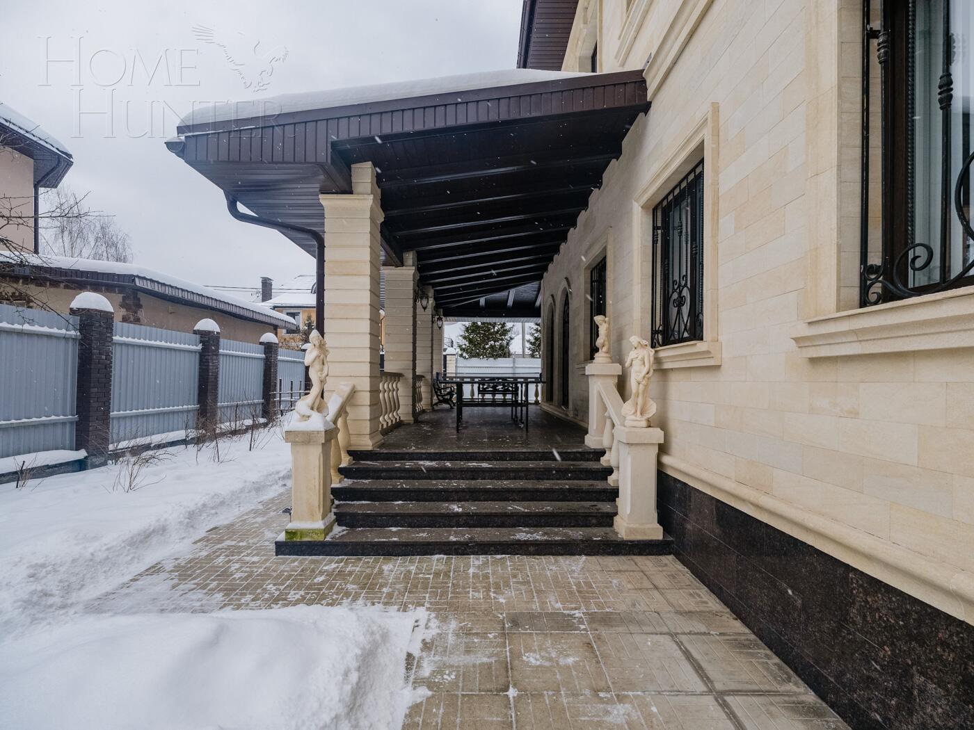 2-этажный коттедж 465.6 м² с отделкой