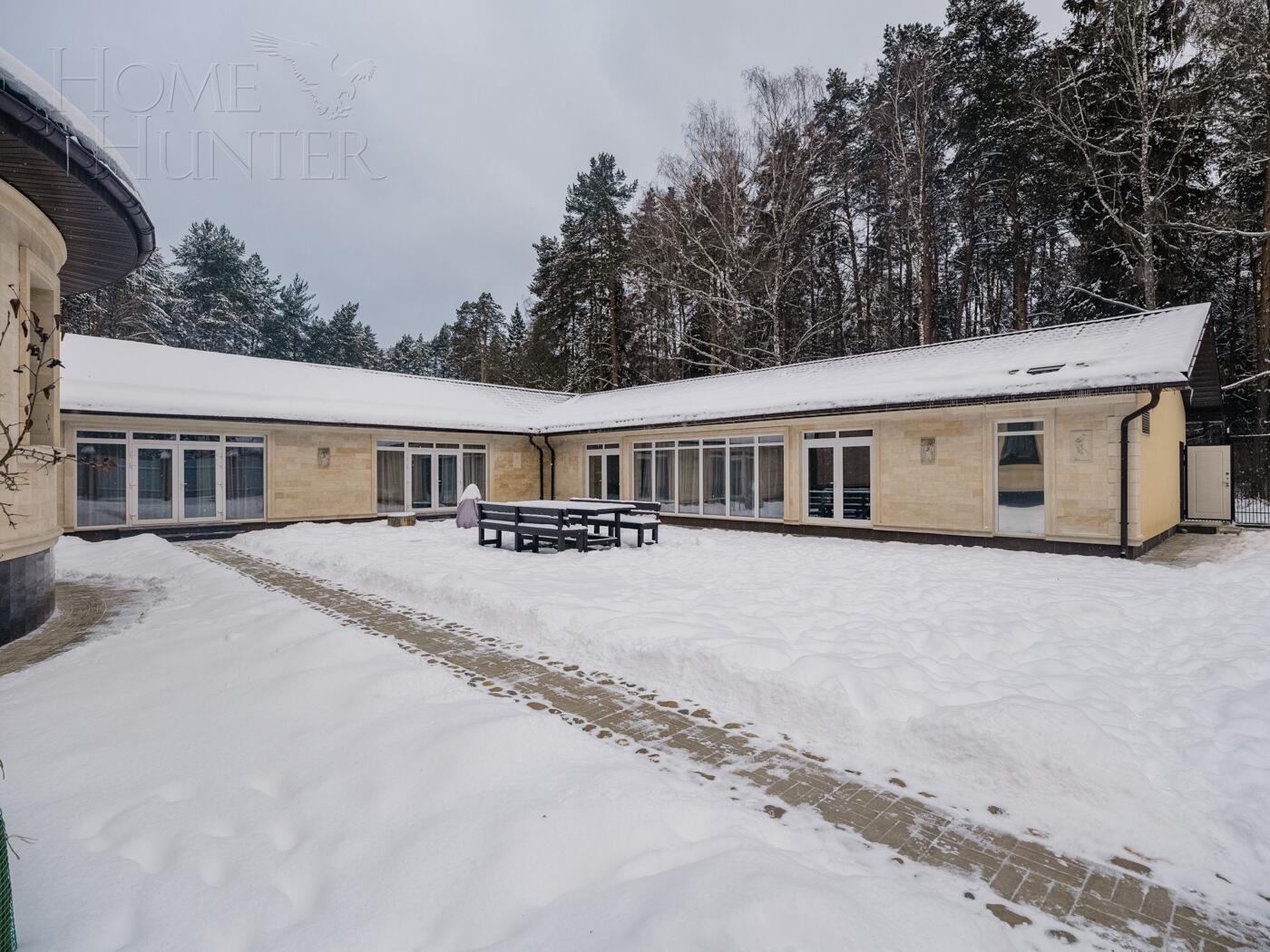 2-этажный коттедж 465.6 м² с отделкой