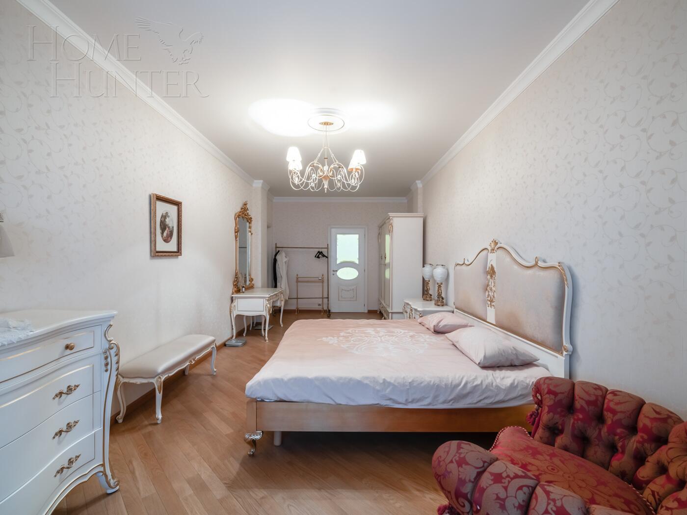 4-КОМН. КВАРТИРА С ОТДЕЛКОЙ 220 М² НА 31 ЭТАЖЕ