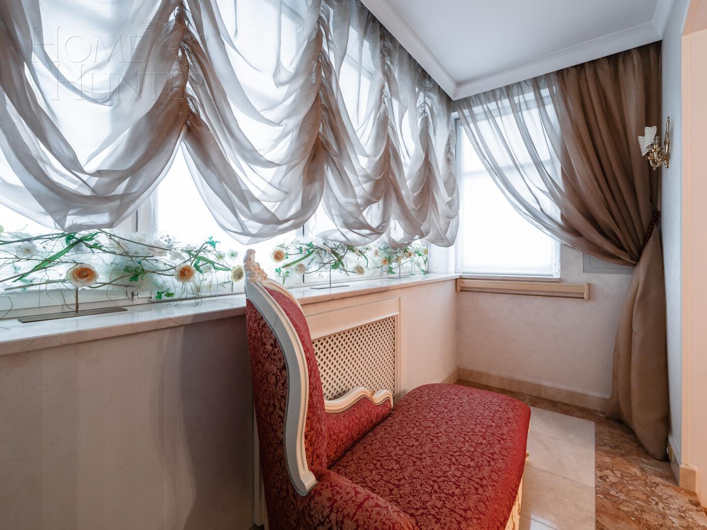 4-КОМН. КВАРТИРА С ОТДЕЛКОЙ 220 М² НА 31 ЭТАЖЕ