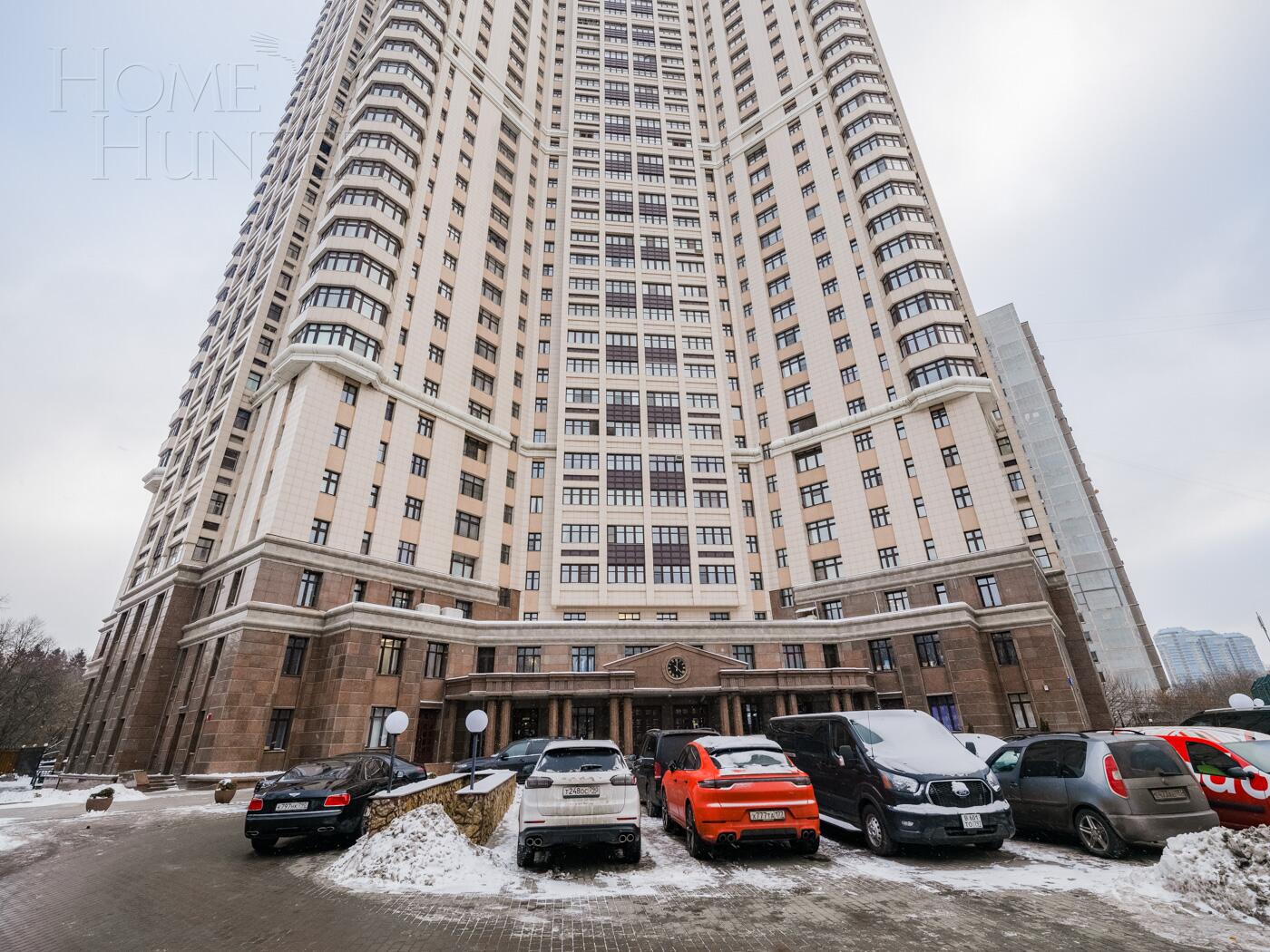 4-КОМН. КВАРТИРА С ОТДЕЛКОЙ 220 М² НА 31 ЭТАЖЕ