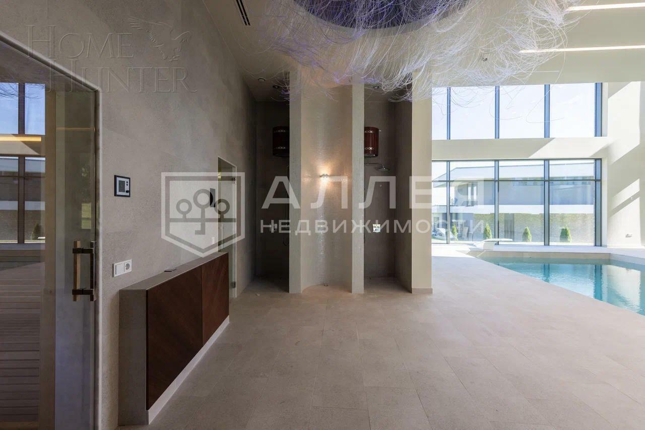 2-этажный коттедж 1 873.5 м² с отделкой