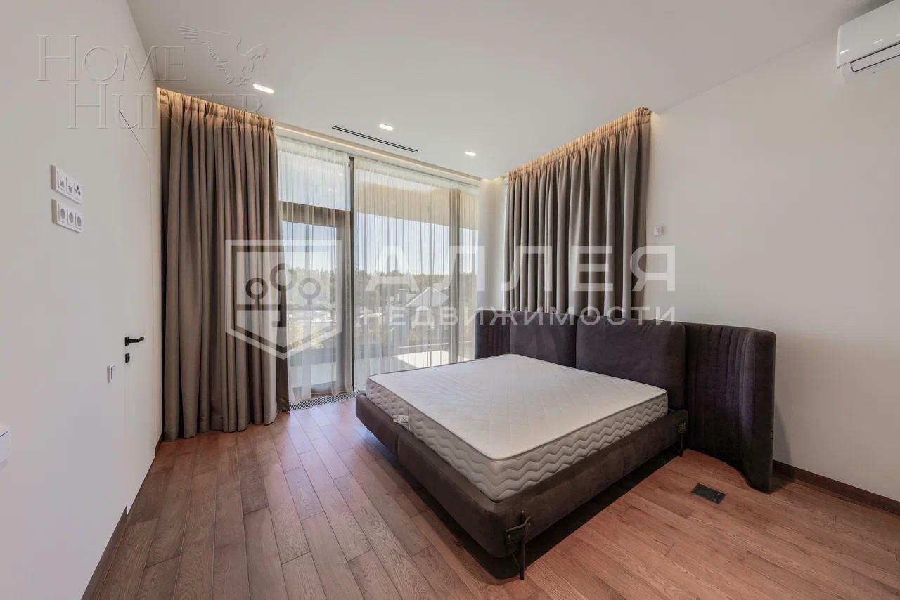 2-этажный коттедж 1 873.5 м² с отделкой