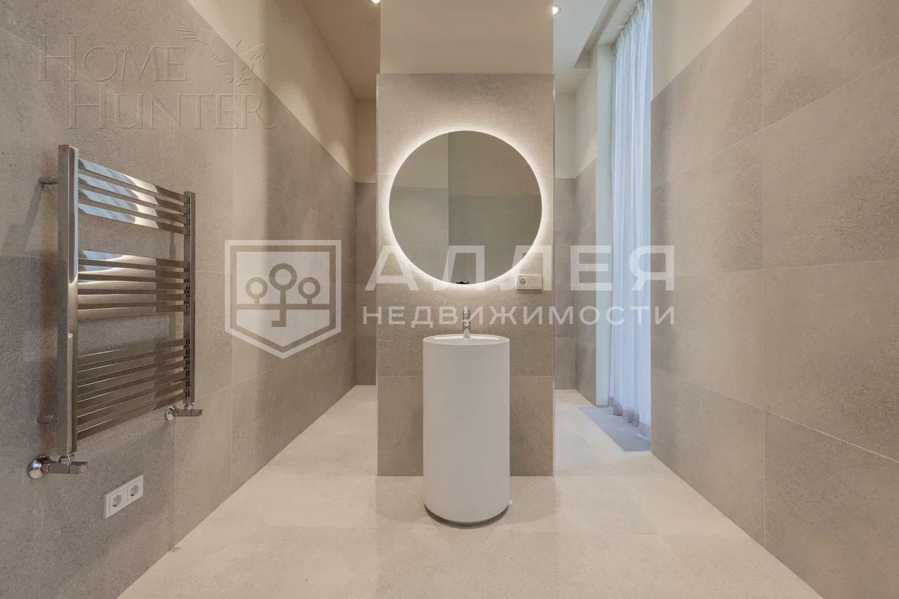 2-этажный коттедж 1 873.5 м² с отделкой