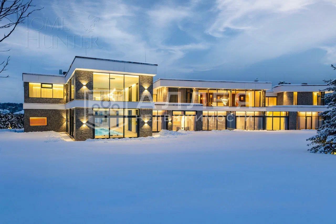 2-этажный коттедж 1 873.5 м² с отделкой