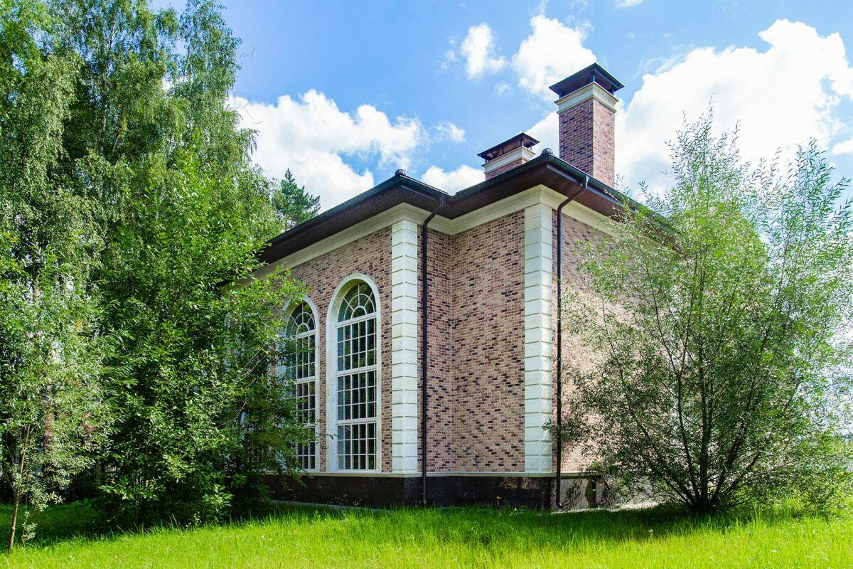 2-этажный коттедж 1 289 м² без отделки